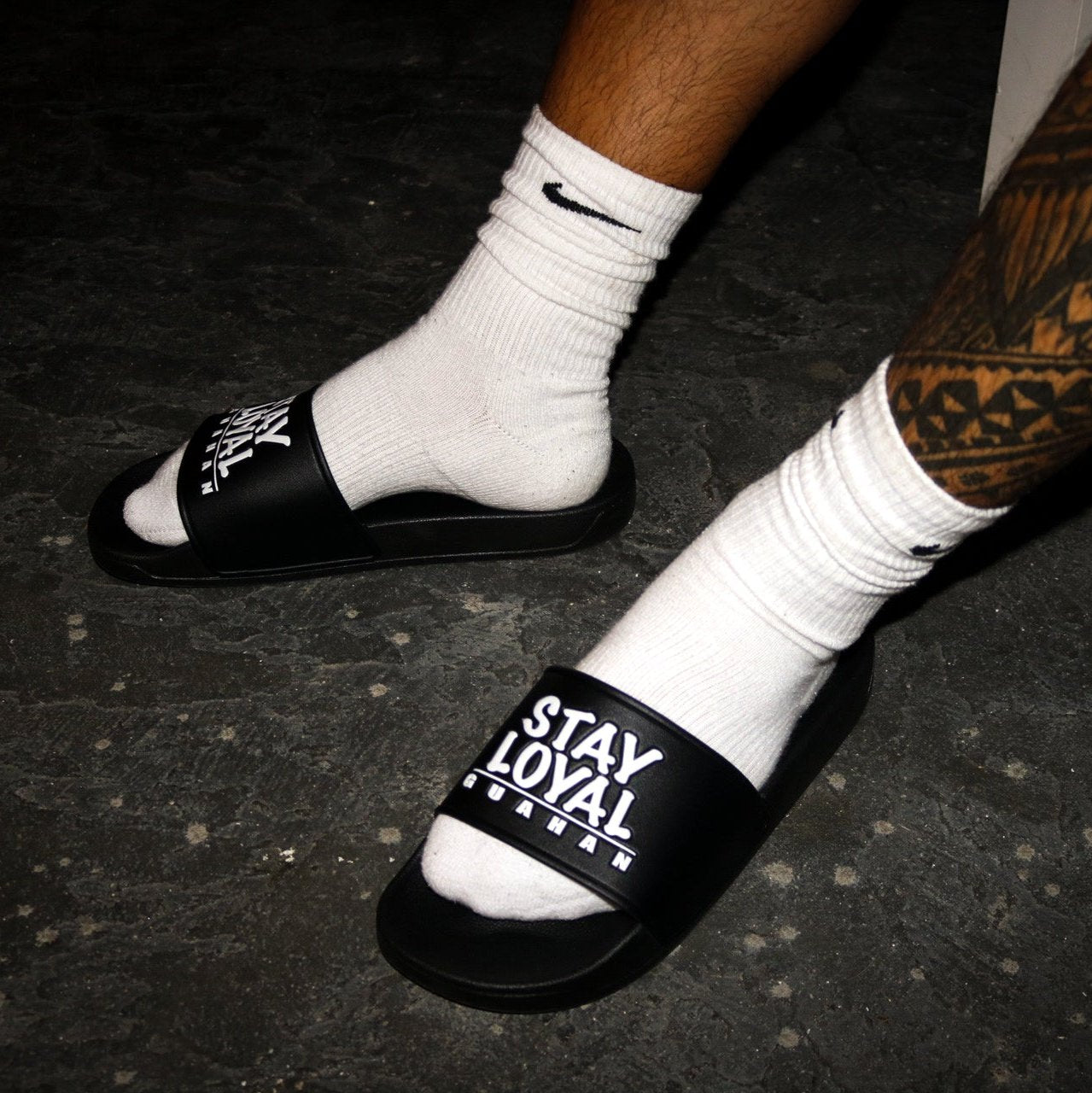 GUAHAN SLIDES (BLACK)
